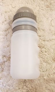 Water bottle from lily and tucker trolley