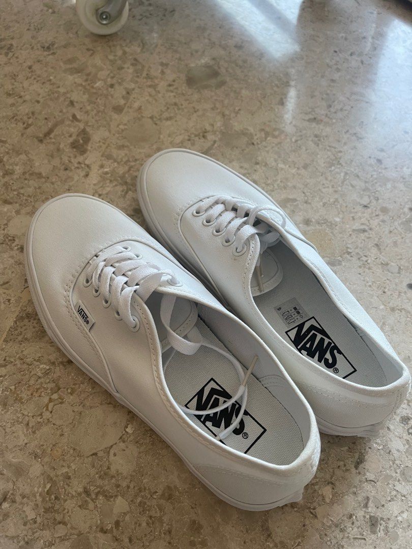 White shoes Men s Fashion Footwear Sneakers on Carousell