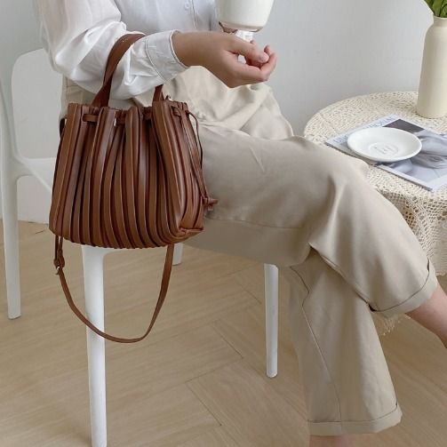 Designer womens hotsell pouch