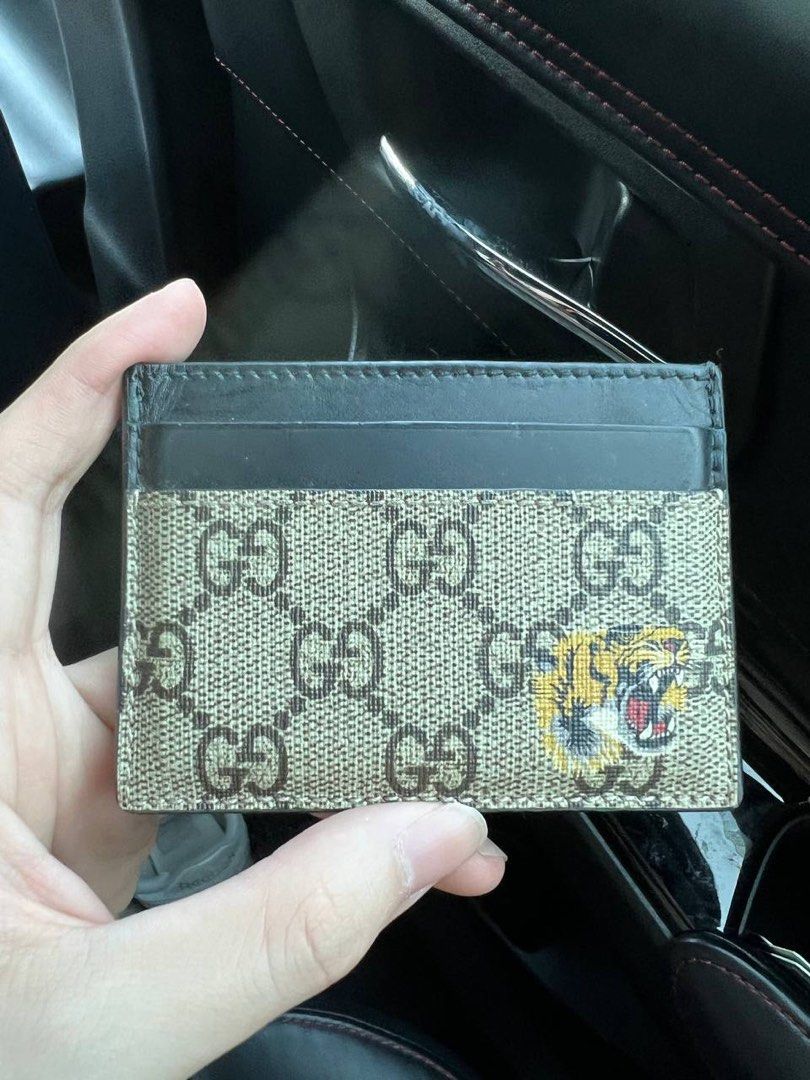 Gucci tiger print card holder hot sale