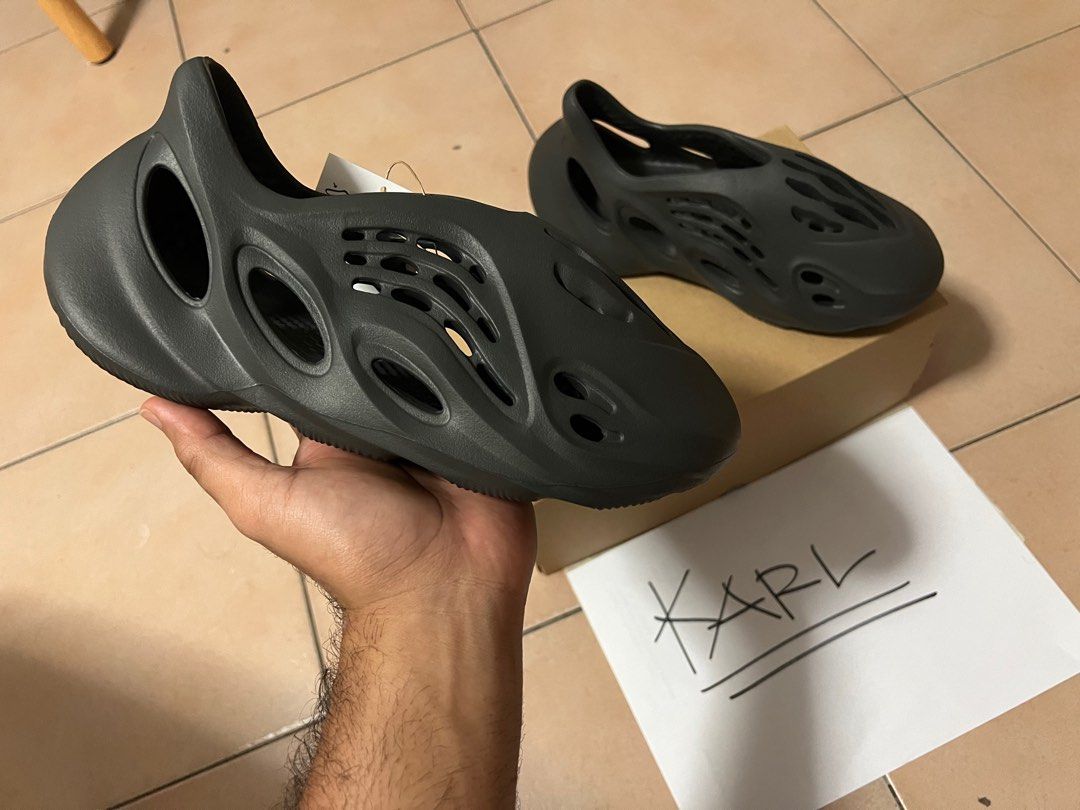 retail yeezy foam