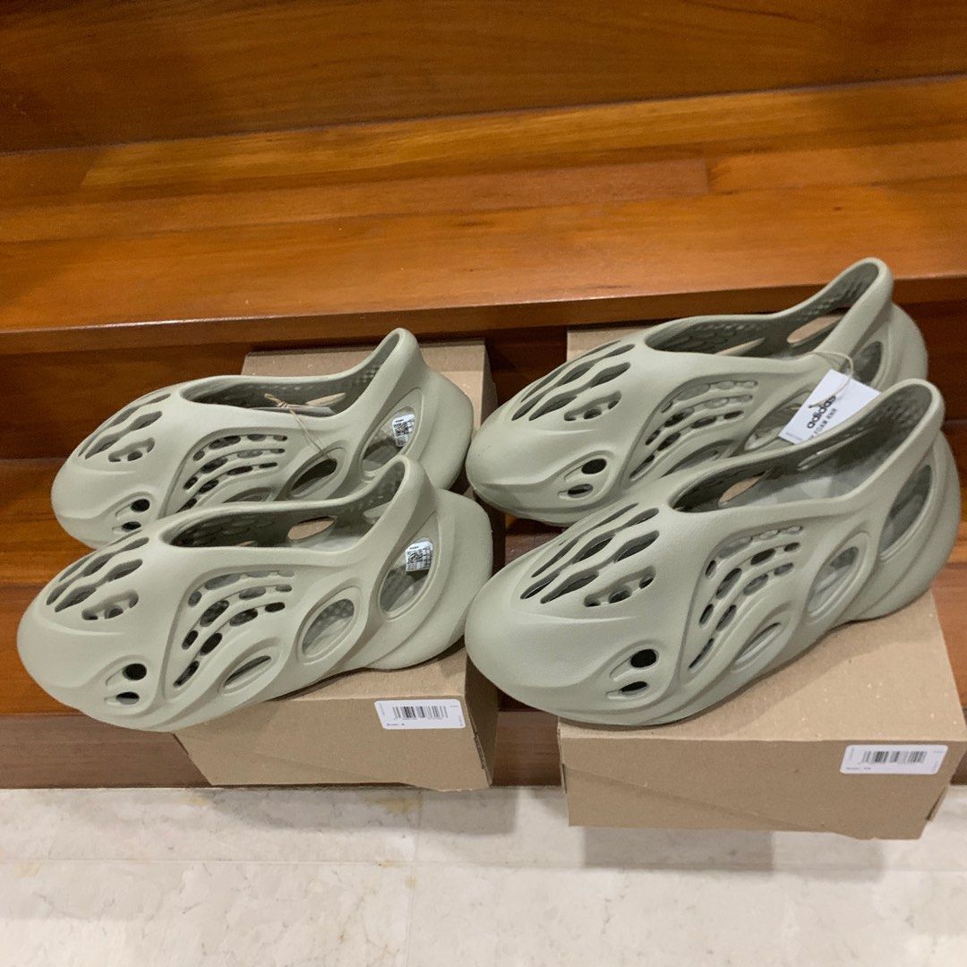 Yeezy FOAM RUNNER 'STONE SALT', Men's Fashion, Footwear, Flipflops and  Slides on Carousell