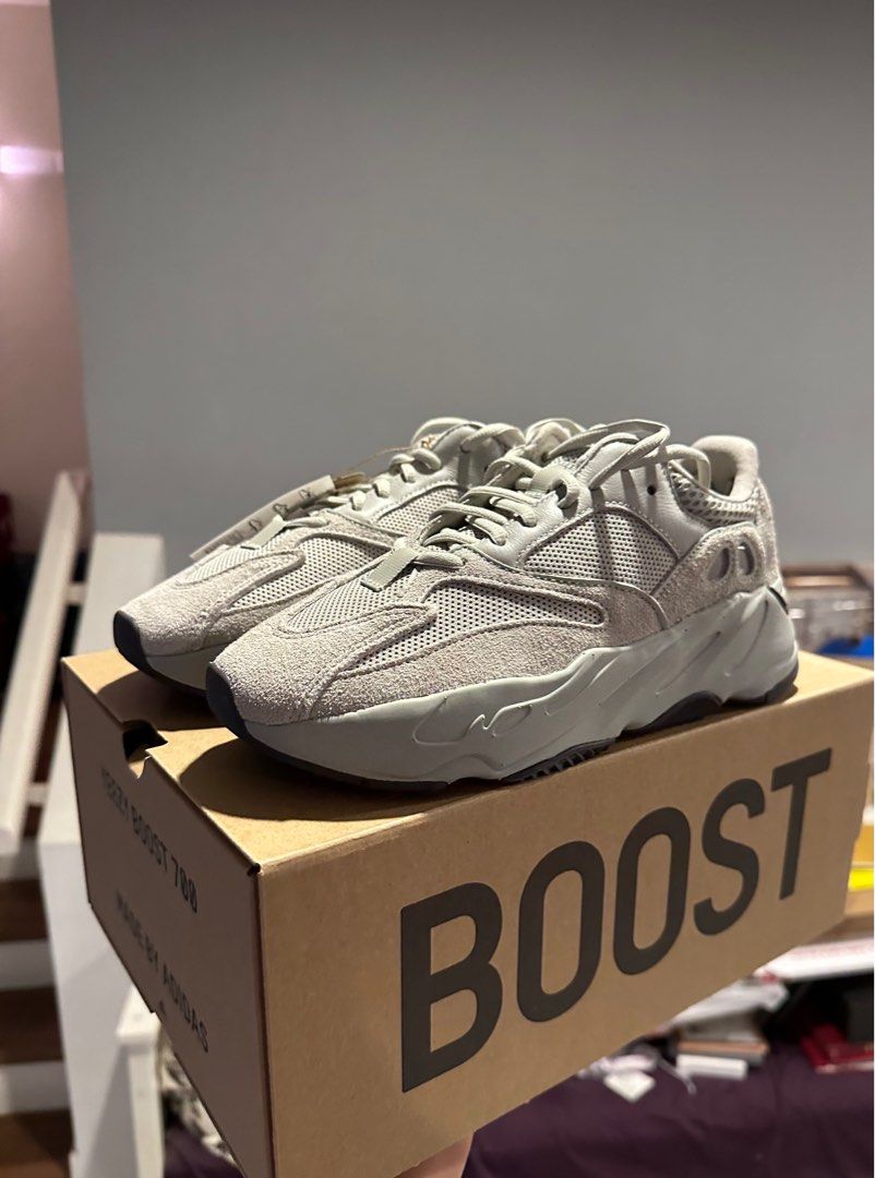 Yeezy salt 700 on feet on sale