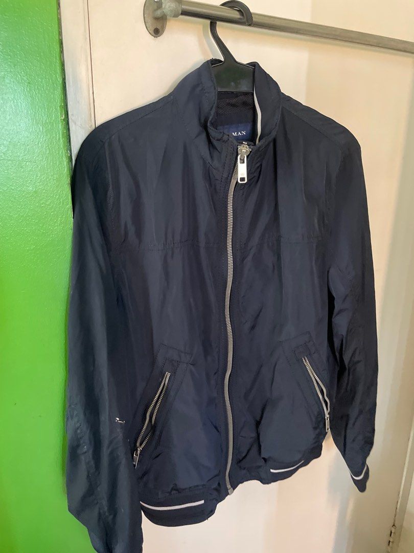 Zara Bomber Jacket 2 (Category: Coats, Jackets and Outerwear) located in Manila. Submitted by max0693 (Listing ID 1249352720, Image 3). Description: In good quality state, almost not used. Photos are unedited. Size: Small 2 pockets Made from Polyester Zippers are intact and smooth Dm me for bargain Rfs: decluttering.