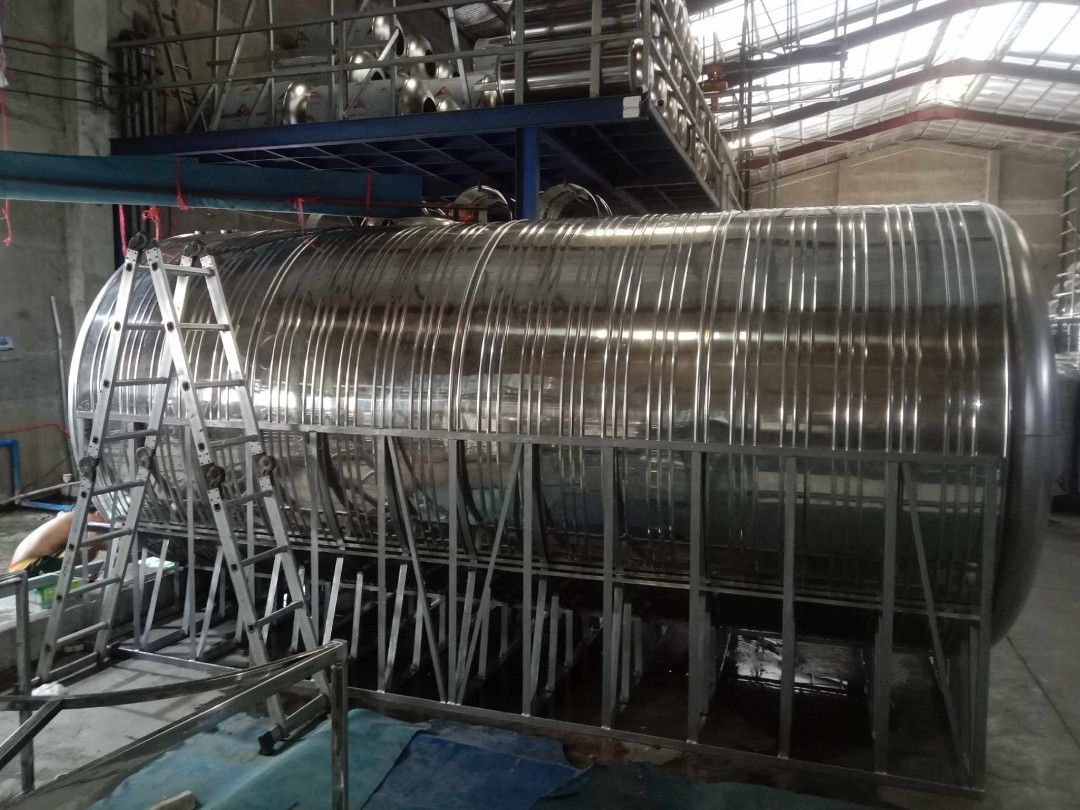 20k liters water storage tank (Category: Construction & Building Materials) located in Manila. Submitted by melody.tulale001 (Listing ID 1249449231, Image 2). Description: 1.2mm 20k liters(20cu) water storage tank we do customized water tank based on your requirements‼️ Contact 09955595066.