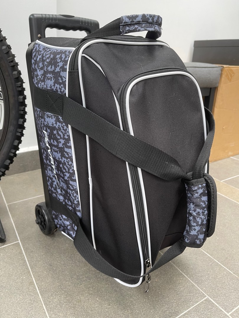 2 Bowling Ball Bag, Sports Equipment, Sports & Games, Billiards