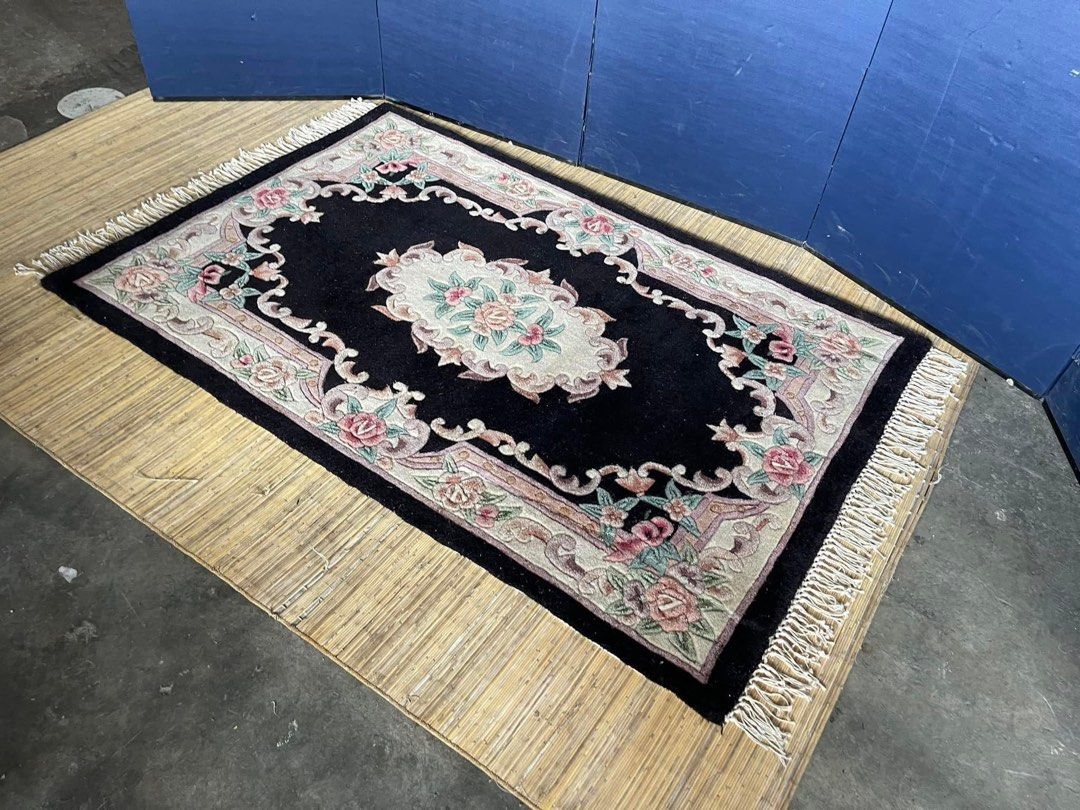 2pcs carpets Japan surplus (Category: Carpets, Mats & Flooring) located in Manila. Submitted by Hezcki (Listing ID 1249487522, Image 3). Description: each .