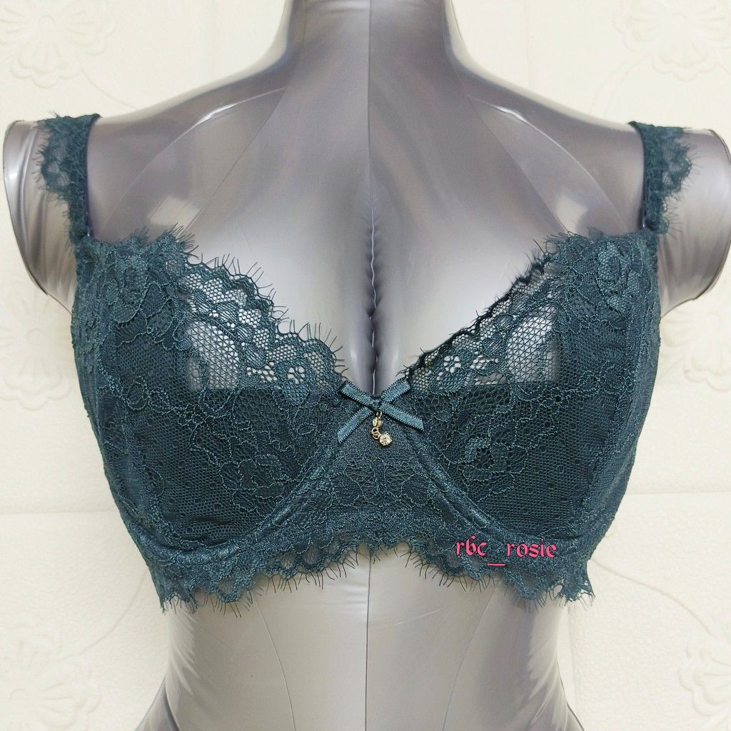 34E/75E COSMO LADY RABBIT CUP BRA WIRED DARK GREEN, Women's Fashion, New  Undergarments & Loungewear on Carousell