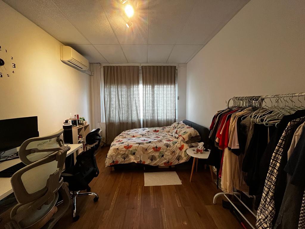 (Category: ) located in . Submitted by wb.quek (Listing ID 1249497319, Image 1). Description: .