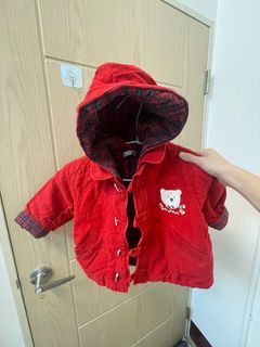 女幼童紅色帽子舖棉外套