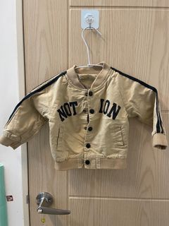 男幼童卡其秋冬外套