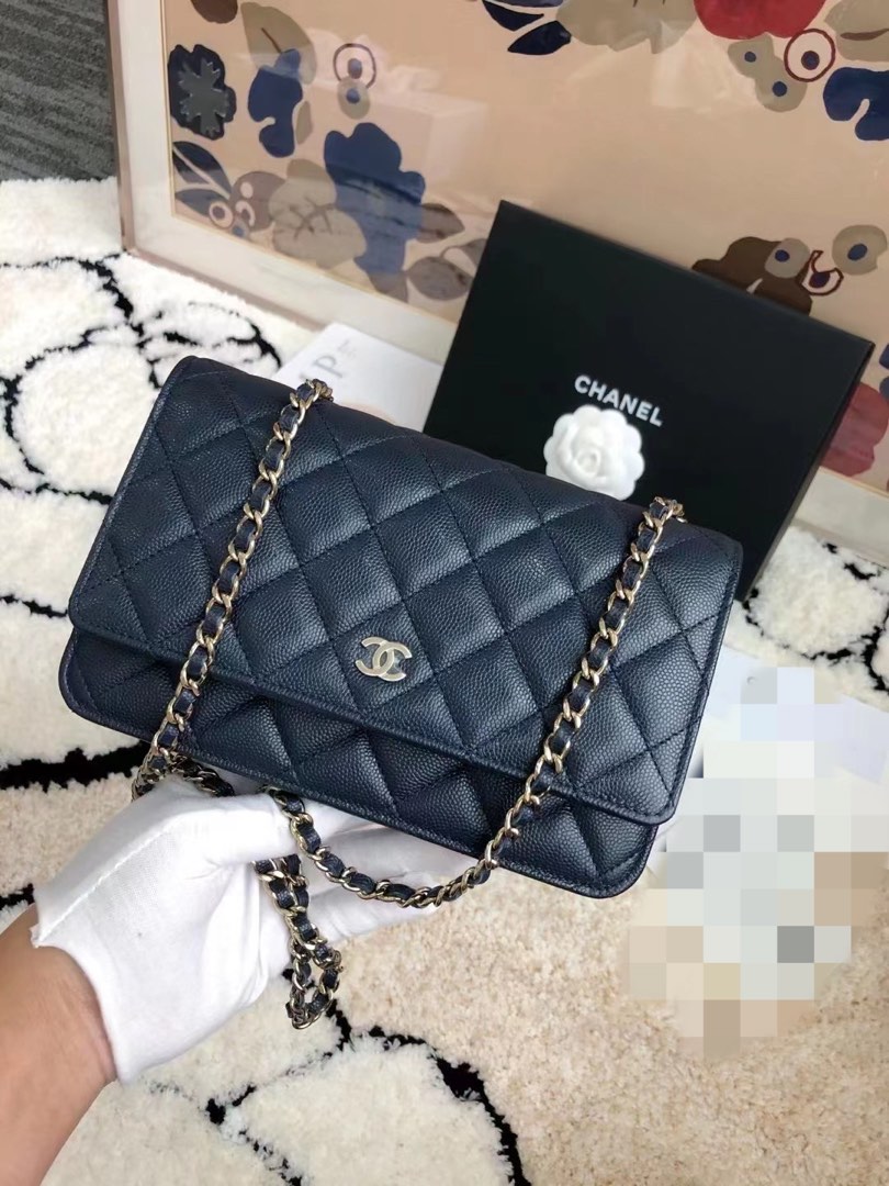 Chanel woc clearance navy blue