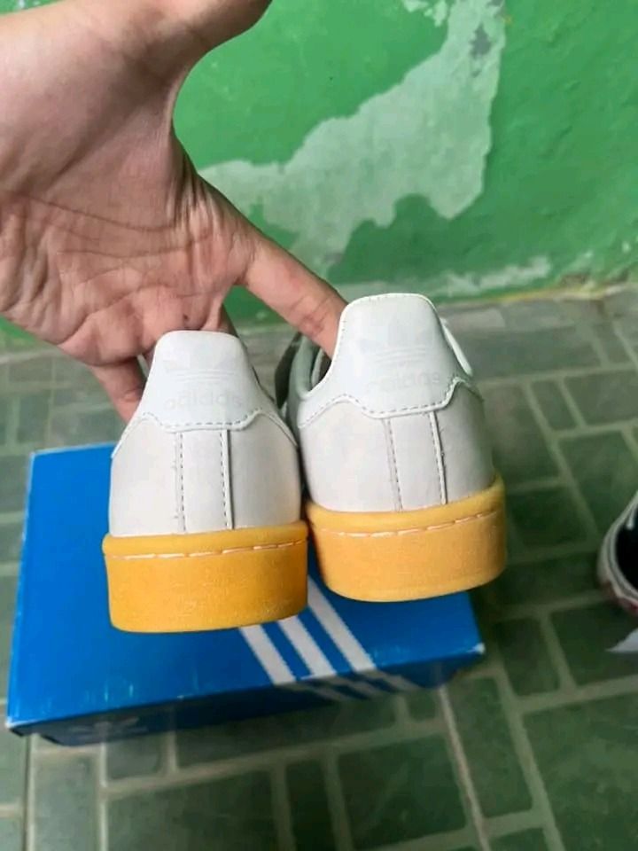 Adidas campus w light grey by9839 old stock
