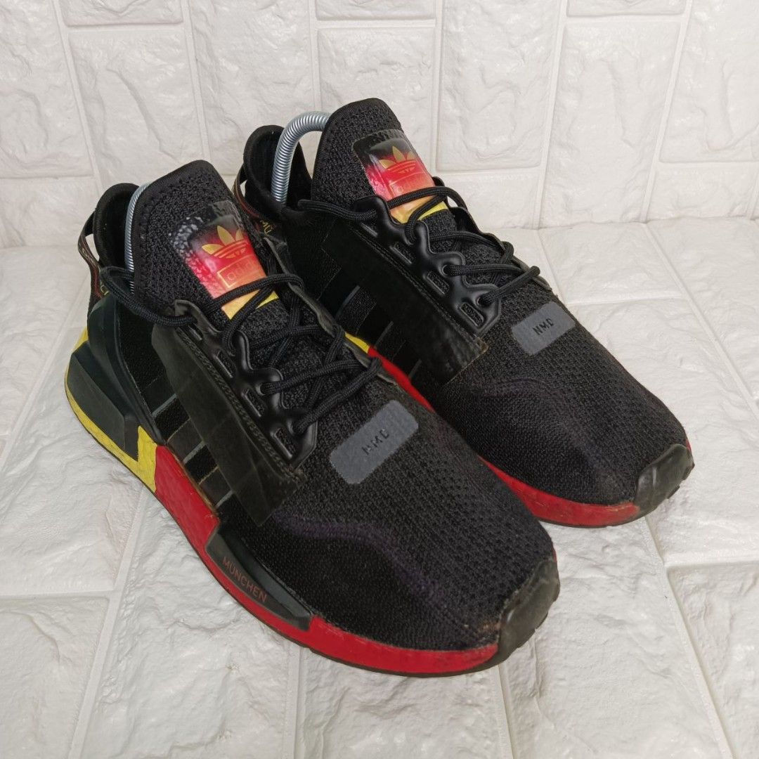 Adidas NMD Munich MUNCHEN, Fesyen Pria, Sepatu , Sneakers di Carousell