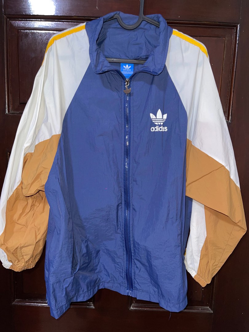 Adidas Windbreaker, Men's Fashion, Coats, Jackets and Outerwear on Carousell