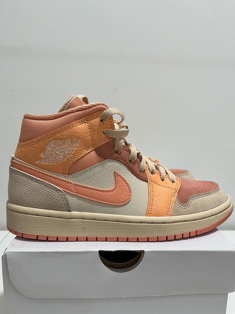 Air jordan 1 mid womens store