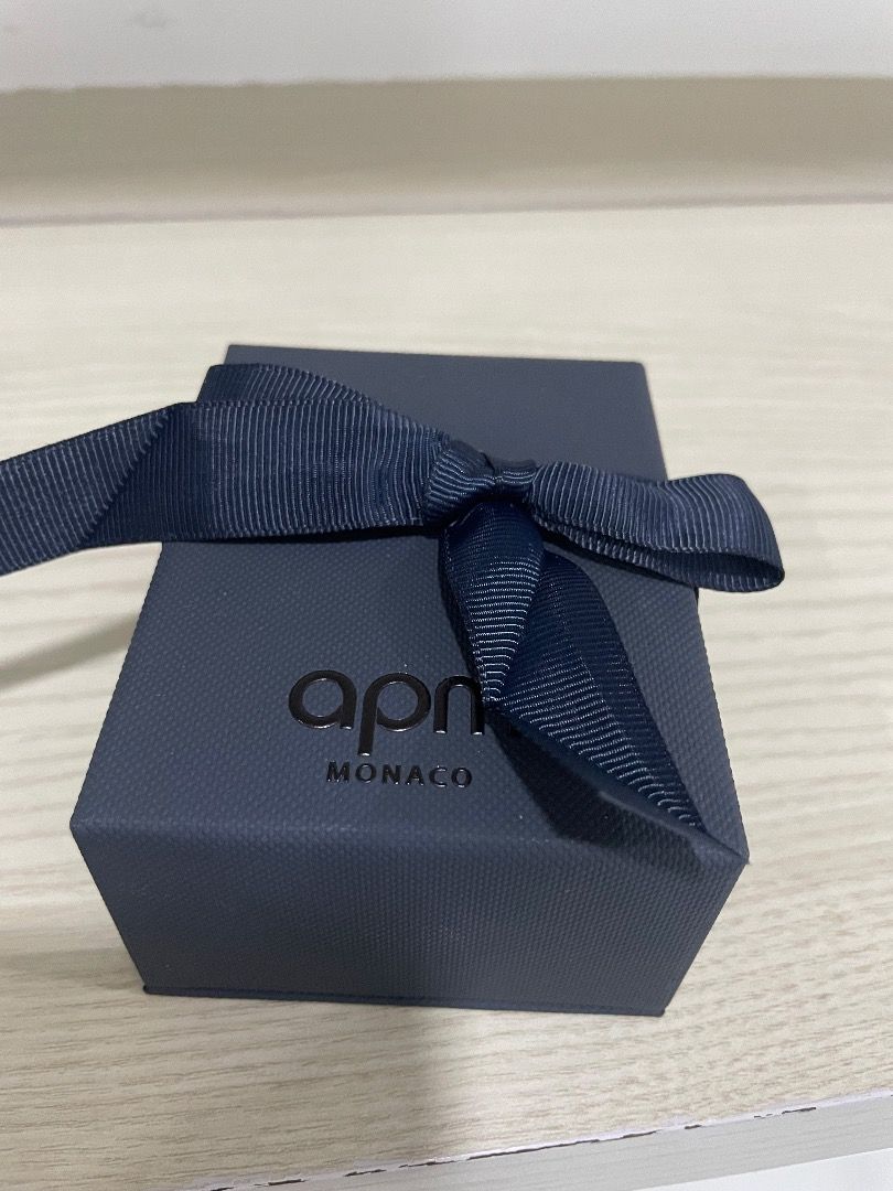 APM Monaco Box with jewellery cloth, Women's Fashion, Jewelry
