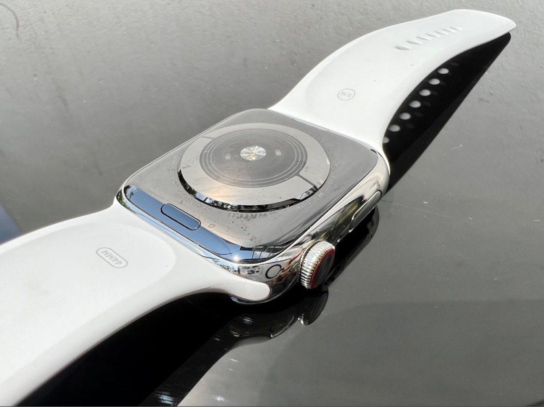 Refurbished apple watch series 4 stainless steel new arrivals