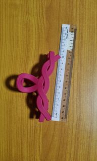 Assorted hair clips