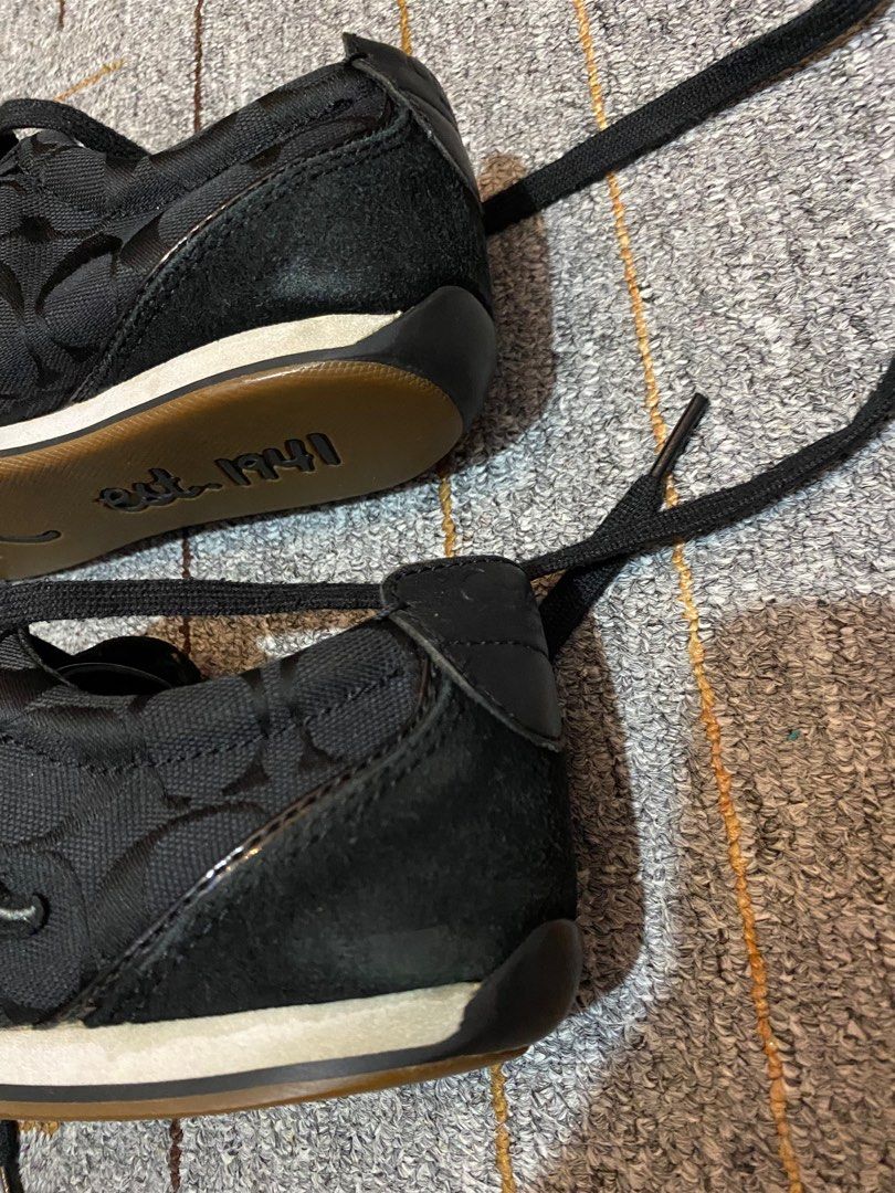 C11 coach shoes top