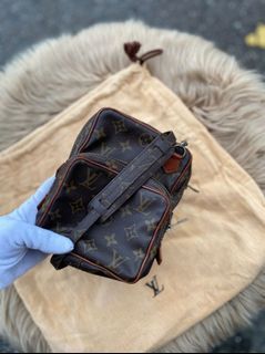 Louis Vuitton District PM Shoulder Bag Damier Infini Leather Cosmos,  Luxury, Bags & Wallets on Carousell