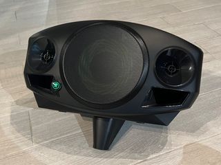 Battery-powered Portable Bluetooth Speaker