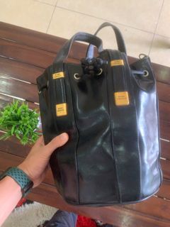 (Category: ) located in . Submitted by timeless.garments (Listing ID 1249540217, Image 1). Description: .