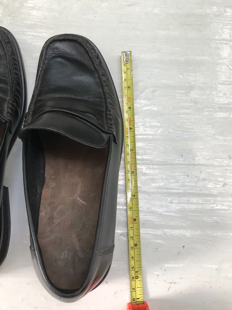 Black Men Dress Shoes. Size EU40 UK6 US7. In good condition