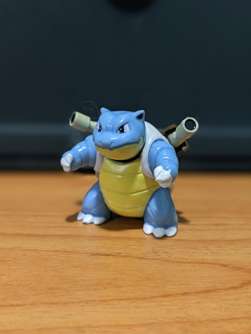 Blastoise tomy top