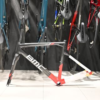 (Category: ) located in . Submitted by bikemartsg (Listing ID 1249534978, Image 1). Description: .