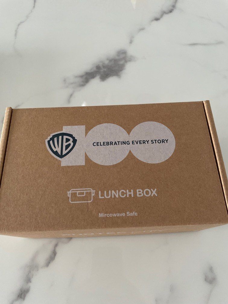 BNIB Warner Brothers Lunch box Suntec