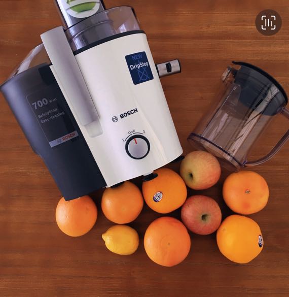 BOSCH 榨汁機 Centrifugal juicer VitaJuice 白色, 家庭電器, 廚房電器, 榨汁機及攪拌機 Carousell