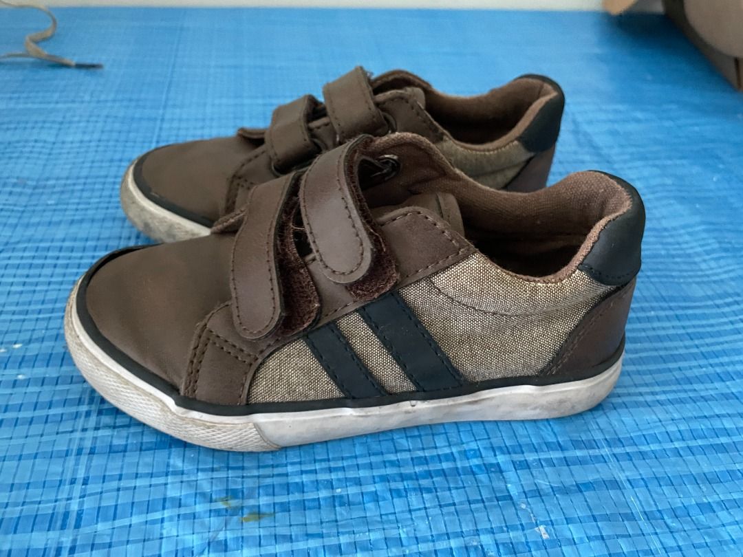 Boys shoes au shop