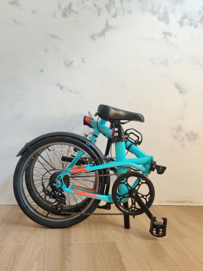 BTWIN TILT 500 20" folding ike, Sports Equipment, Bicycles & Parts ...