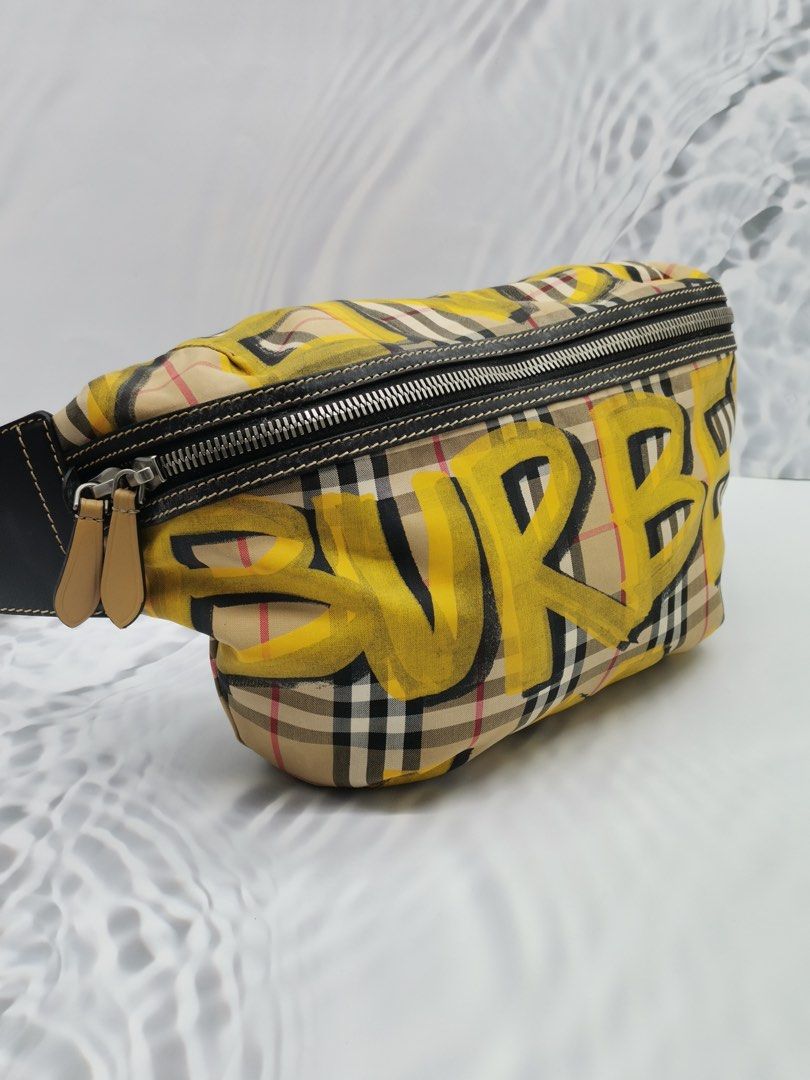 Burberry graffiti on sale belt bag