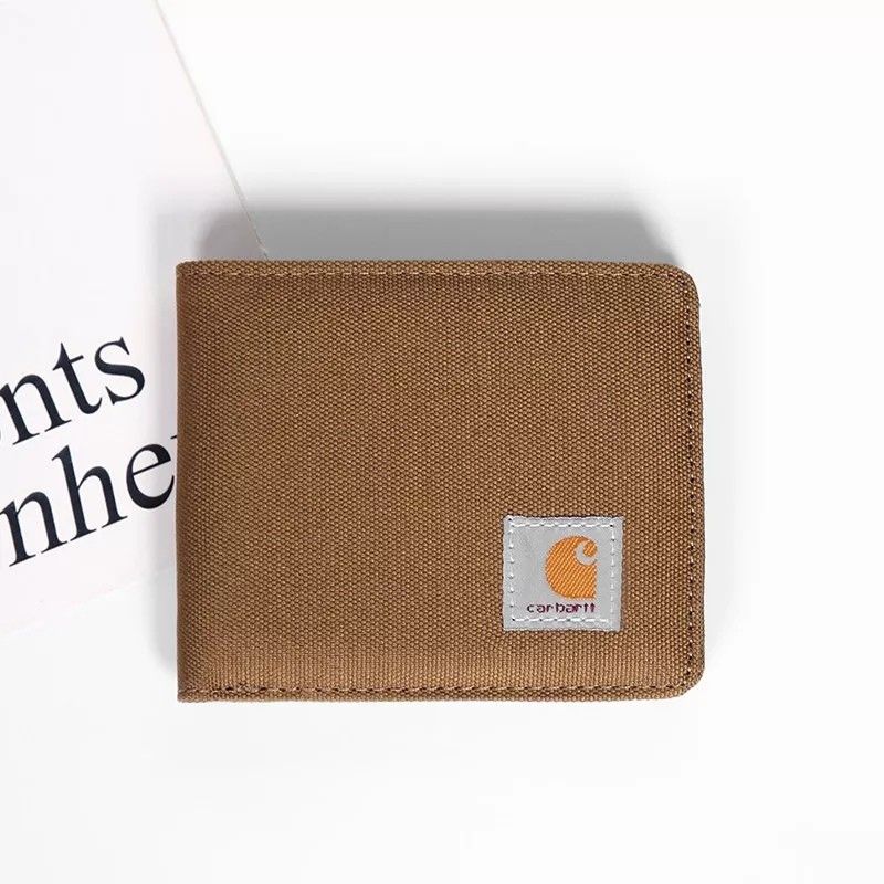 Carhartt Wallet/Card Holder (Category: Wallets & Card Holders) located in Manila. Submitted by mielliee (Listing ID 1249604589, Image 2). Description: Carhartt Wallet/Card Holder ONHAND 350 each + Sf FIXED PRICE Wallet information: Size: 9.5x11x1cm Weight: 0.075kg Material: Oxford cloth Color: Black/Khaki ⚠️ Authenticity is not stated to avoid misinformation. Discounted for bulk orders 10orders and up 300php each COD around Metro Manila ONLY Loc: