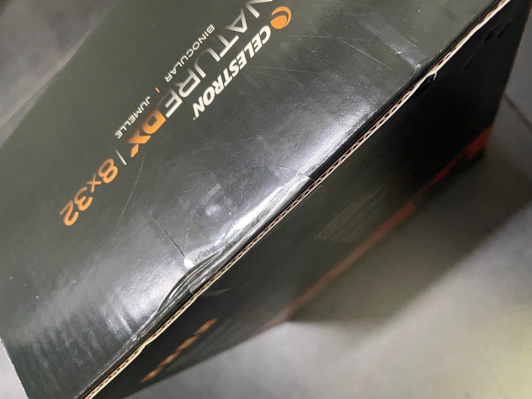 Celestron 71330 nature best sale dx 8x32
