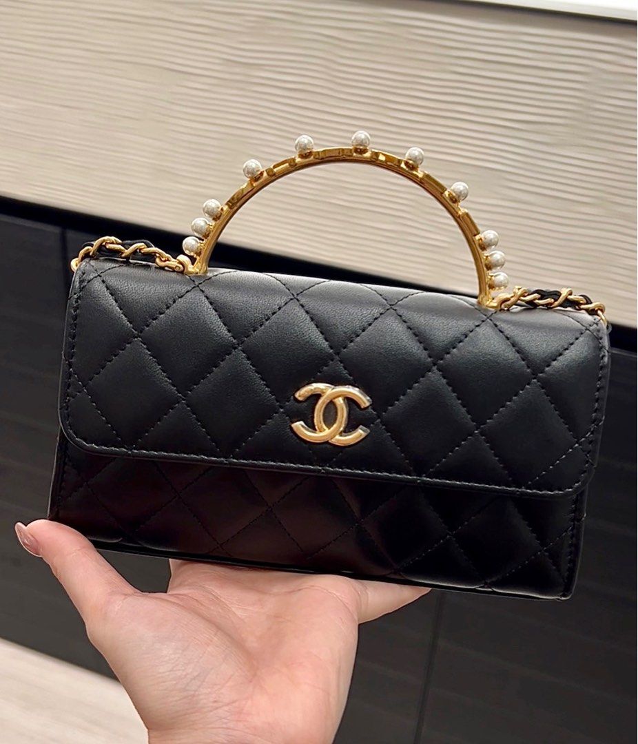 Chanel bag with clearance pearls on top