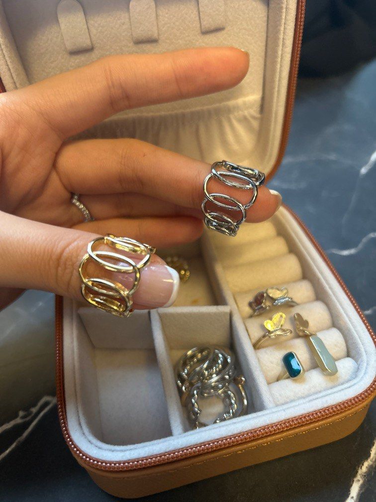 Chunky infinity ring Women s Fashion Jewelry Organisers Rings