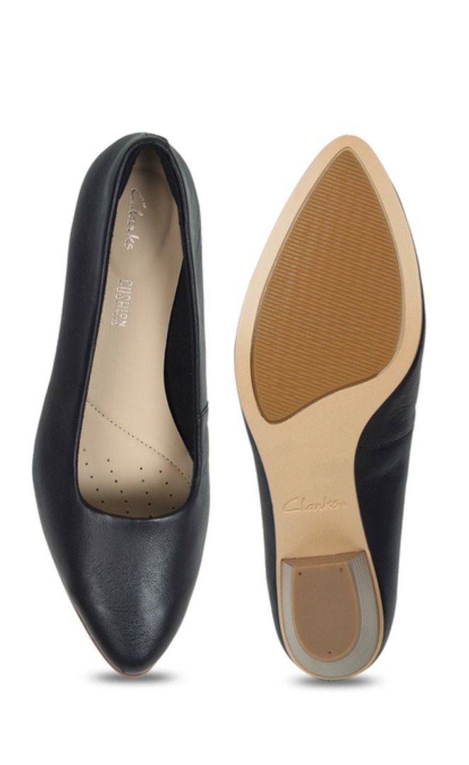 clarks pumps shoes