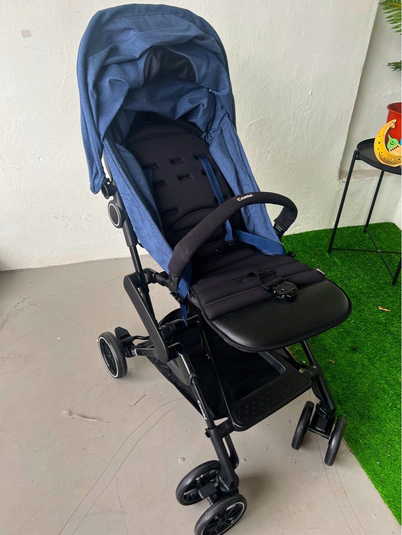 Combi CFS Compact Folding Stroller in Blue, Babies & Kids, Going Out ...