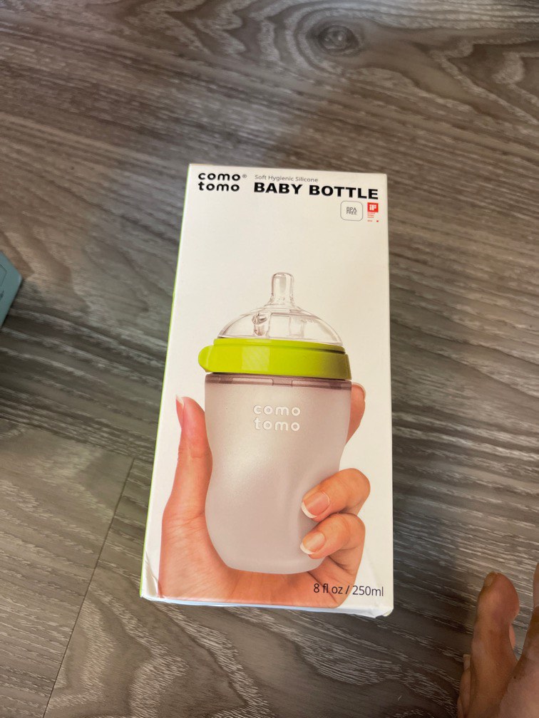 Comotomo bottle, Babies & Kids, Nursing & Feeding, Breastfeeding