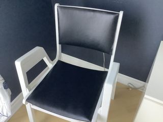 Cute brand new chair