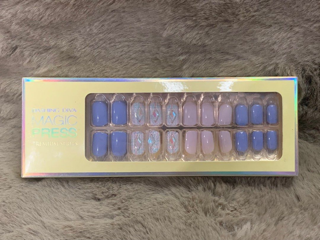 Dashing Diva Magic Press Premium Series- Sweethearts (Category: Hands & Nails) located in Quezon City. Submitted by glb.tan (Listing ID 1249474399, Image 1). Description: On hand Brand new 30 nails (12sizes) 1 prep pad 1 mini file 1 manicure stick Instruction sheet.