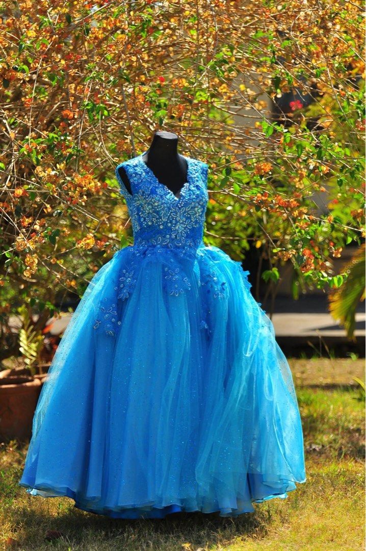 Royal Blue Ball Gown for Debut, Women's Fashion, Dresses & Sets, Evening  dresses & gowns on Carousell