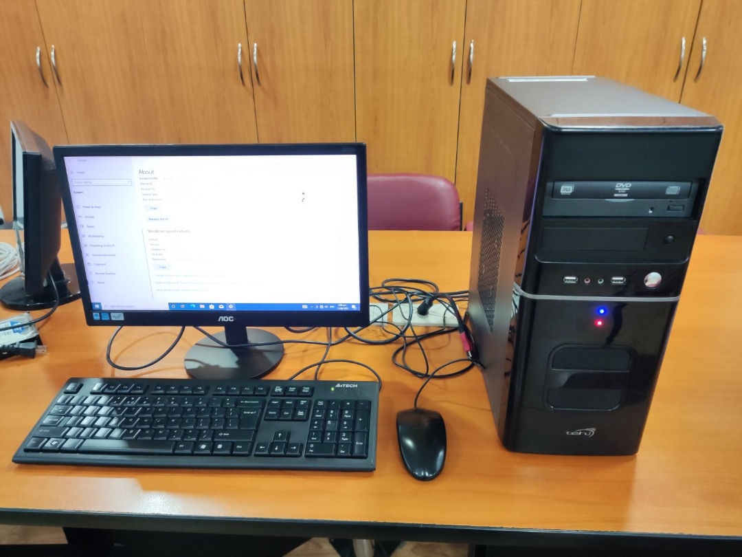 Desktop Complete Computer Set with installed 500GB Hard Drive ...