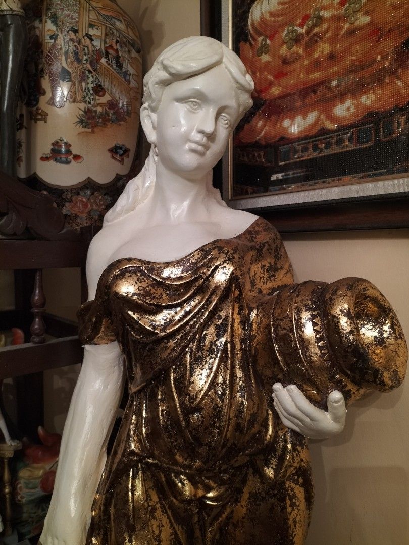 DMVs Lady Fiber Resin Statue on Carousell
