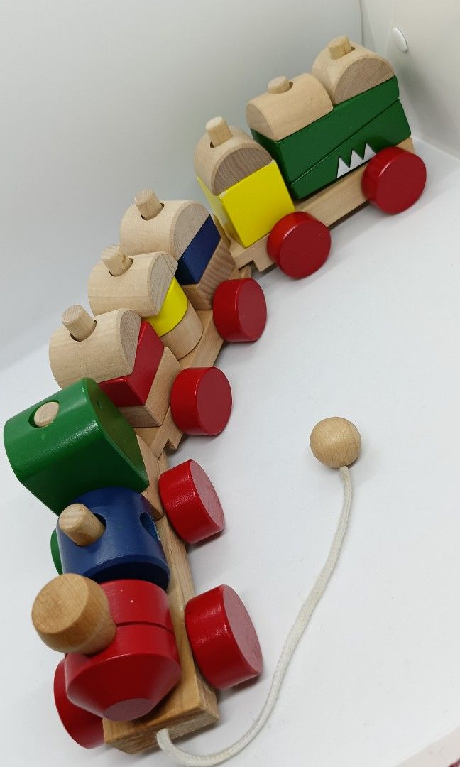 Ed Inter Train Wooden Building Block of Crocodile B16 Hobbies