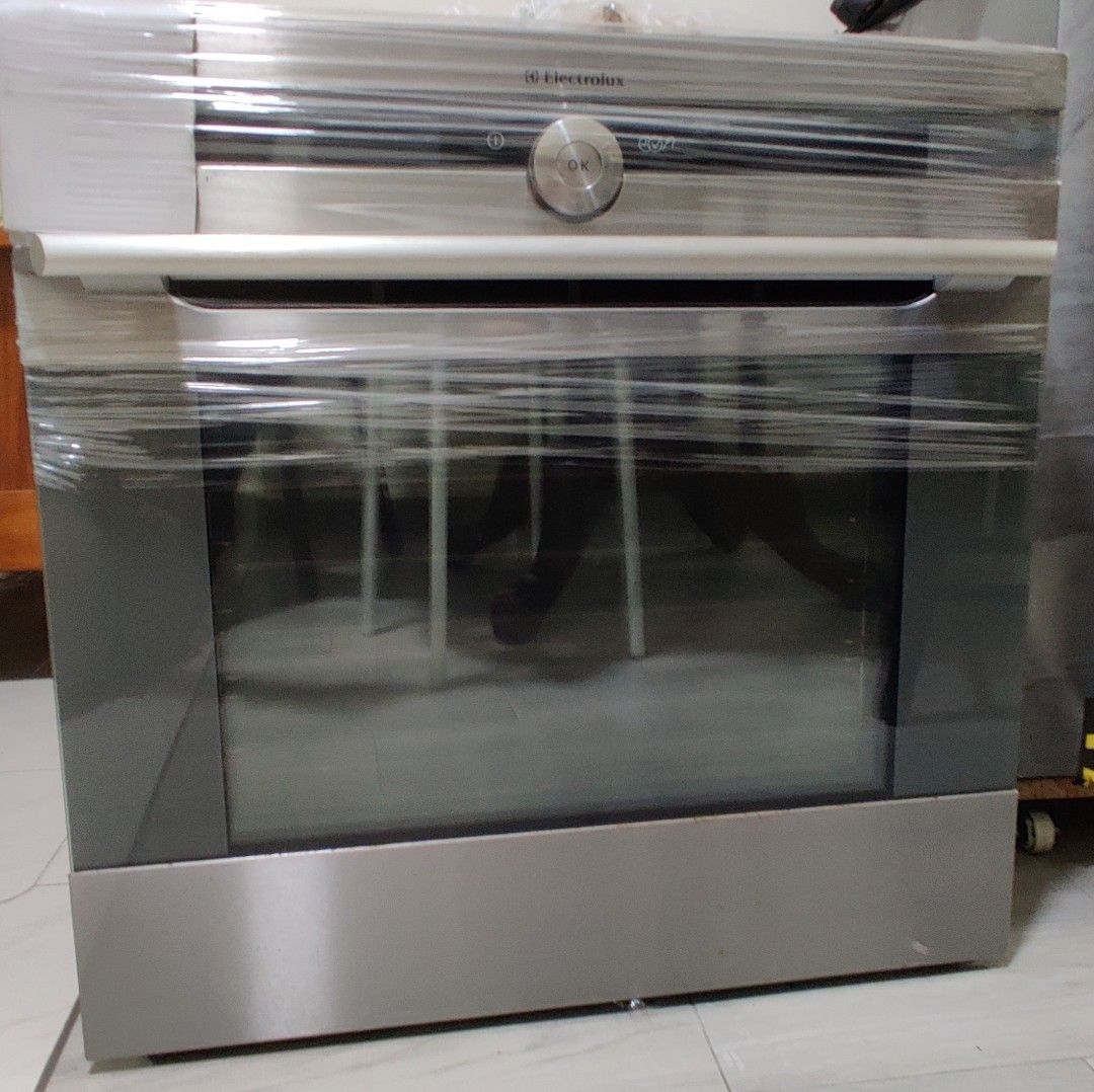 Electrolux Oven, TV & Home Appliances, Other Home Appliances on Carousell