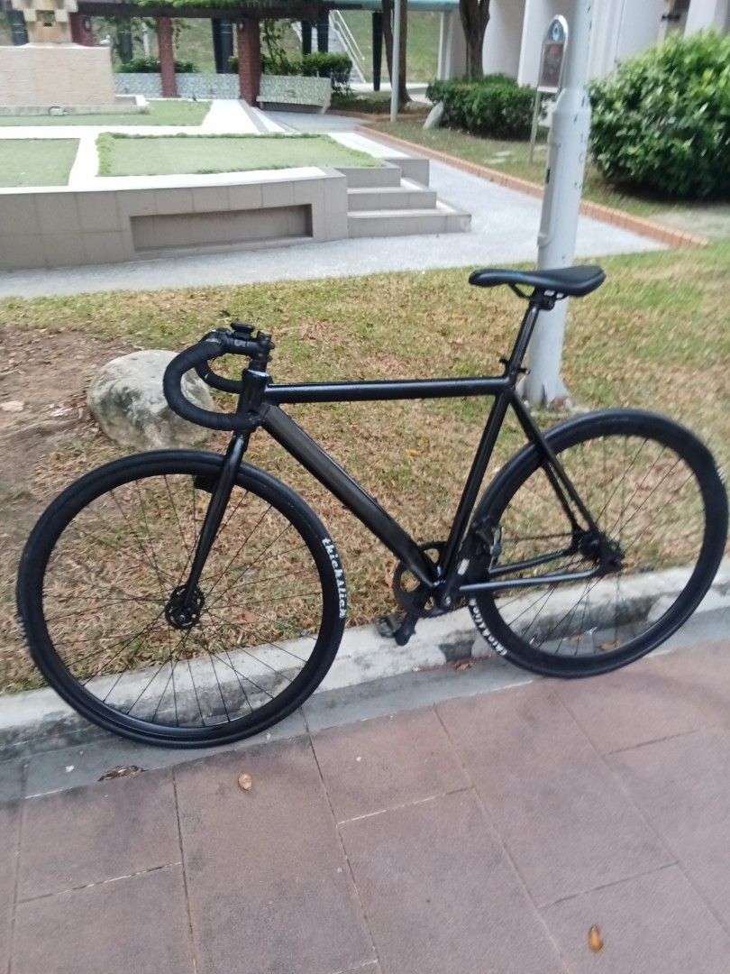 Fixie, Sports Equipment, Bicycles & Parts, Bicycles on Carousell